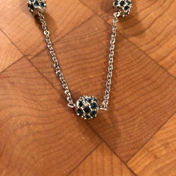 NOLAN MILLER Vintage Blue Crystal Silver Chain Necklace - Picture 16 of 16